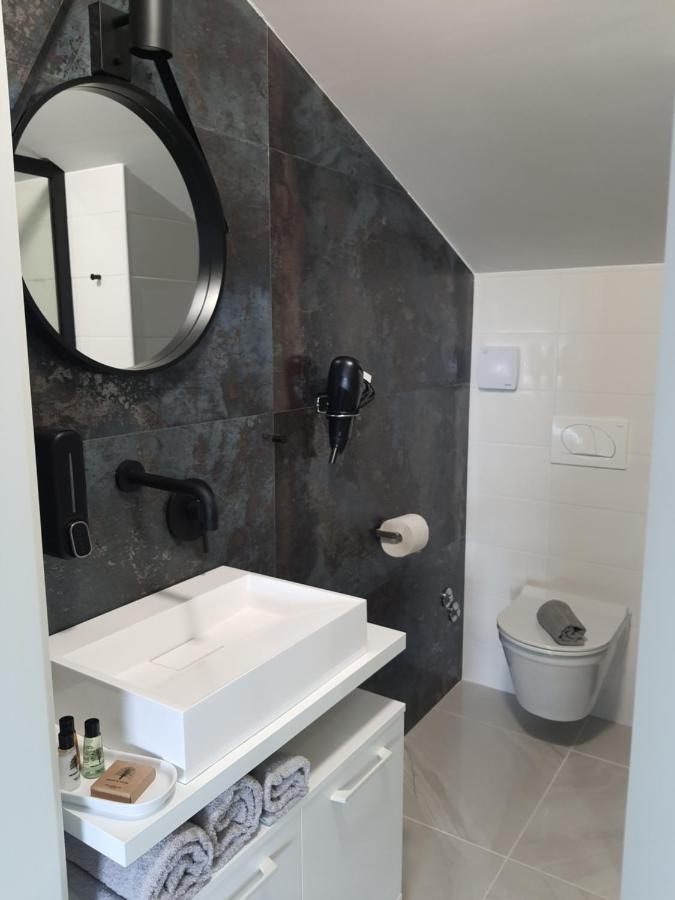Apartments Krista Medveja Zewnętrze zdjęcie