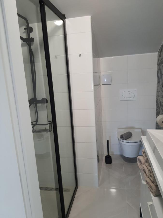 Apartments Krista Medveja Zewnętrze zdjęcie